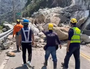 Tayvan Ulusal İtfaiyesi: Depremde 9 kişi öldü 1038 kişi yaralandı