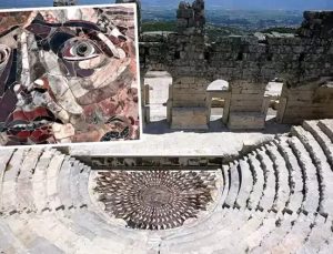 Kışın kapatılan Medusa mozaiği yeniden ziyarete açıldı