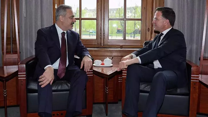 Bakan Fidan Hollanda Başbakanı Mark Rutte ile görüştü