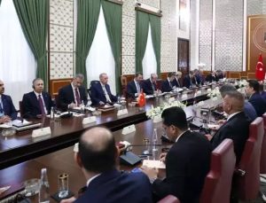 Erdoğan Irak Başbakanı Sudani ile görüşme gerçekleştirdi