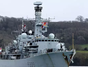 İngiltere Gazze’ye yardım için donanma gemisi gönderiyor