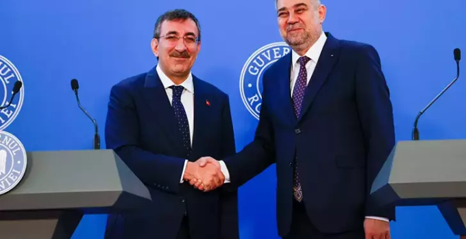 Cevdet Yılmaz Romanya Başbakanı Ciolacu ile görüştü